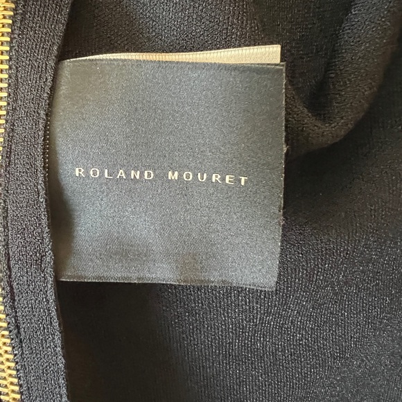 Roland Mouret 2017 Runway - Picture 5 of 5